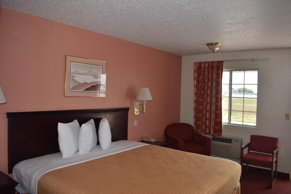 Deluxe King Room interior